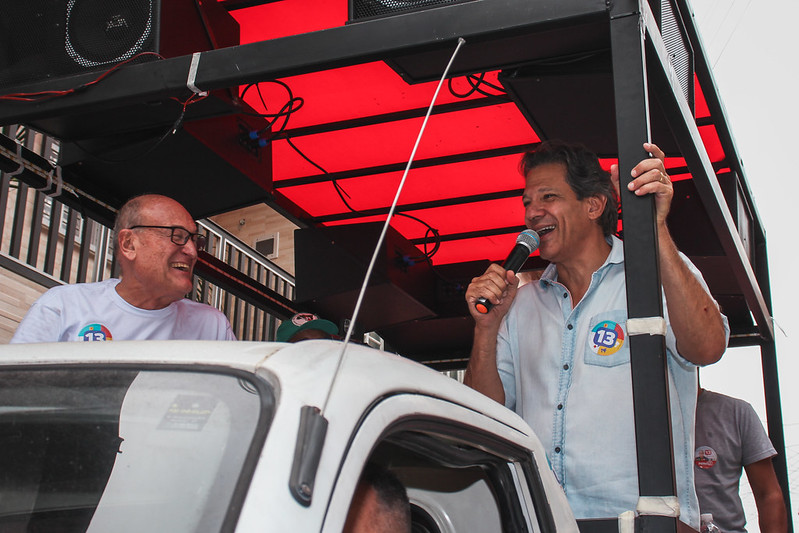 Prefeito de Diadema é defendido pelos ministros Nísia Trindade (Saúde), Margareth Menezes (Cultura), Camilo Santana (Educação), Fernando Haddad (Fazenda), Geraldo Alckmin (vice-presidente e Desenvolvimento), Márcio França (Empreendedorismo), Paulo Teixeira (Desenvolvimento Agrário), Luiz Marinho (Trabalho) e Alexandre Padilha (Relações Institucionais)