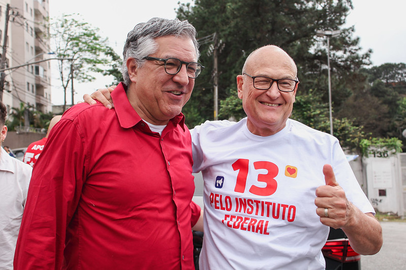 Prefeito de Diadema é defendido pelos ministros Nísia Trindade (Saúde), Margareth Menezes (Cultura), Camilo Santana (Educação), Fernando Haddad (Fazenda), Geraldo Alckmin (vice-presidente e Desenvolvimento), Márcio França (Empreendedorismo), Paulo Teixeira (Desenvolvimento Agrário), Luiz Marinho (Trabalho) e Alexandre Padilha (Relações Institucionais)